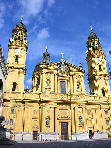 Theatinerkirche Fotos