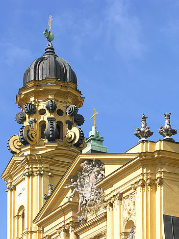 Theatinerkirche Fotos