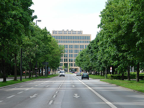 Franz-Josef-Strauss-Ring