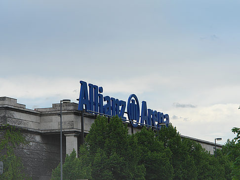 Haus der Kunst mit Allianz Arena Foto 
