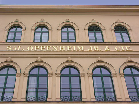 Sal Oppenheim Bank in der Ludwigstraße Foto 